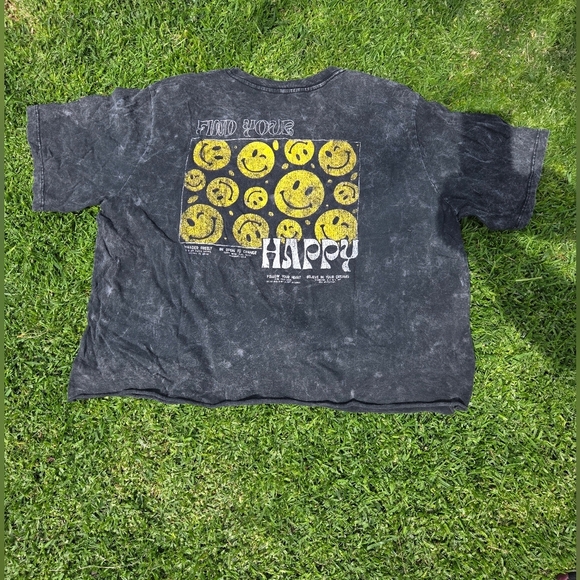 Mighty Fine Black Short Sleeve Tee with Acid Wash Effect Size XL - Picture 2 of 3